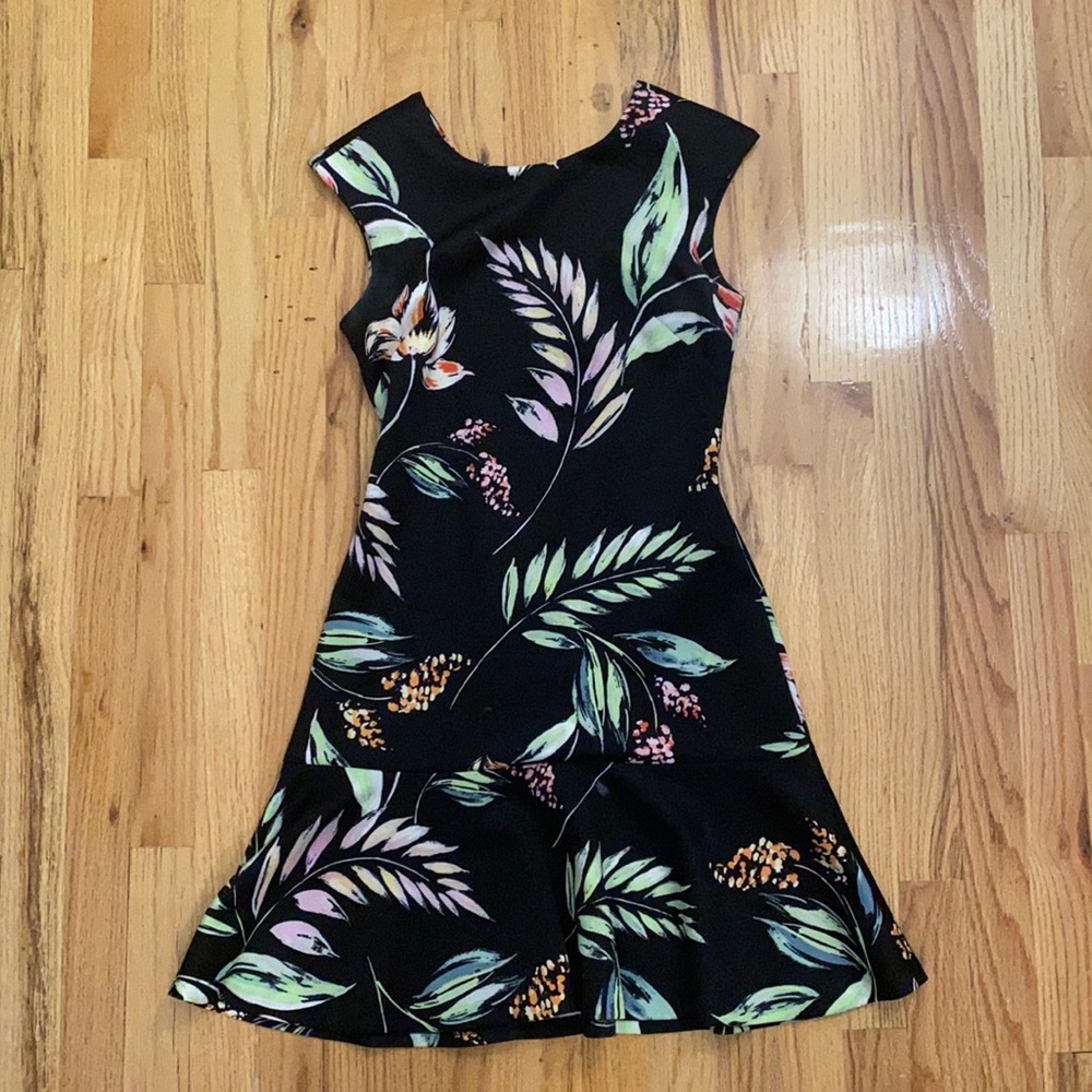 Vince Camuto Cap Sleeve Black Floral Dress